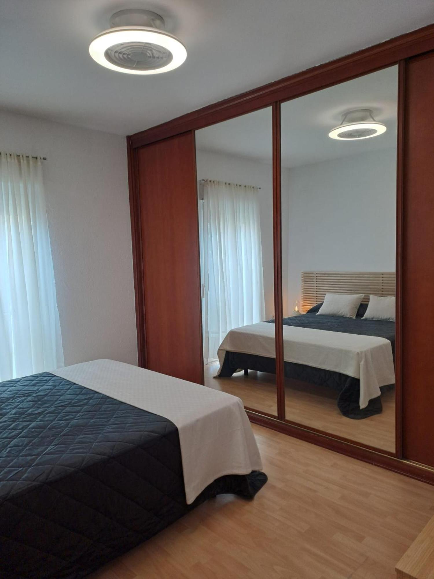 Apartamento Compartido Hab Privadas Playa De La Caleta Cádiz Exterior foto
